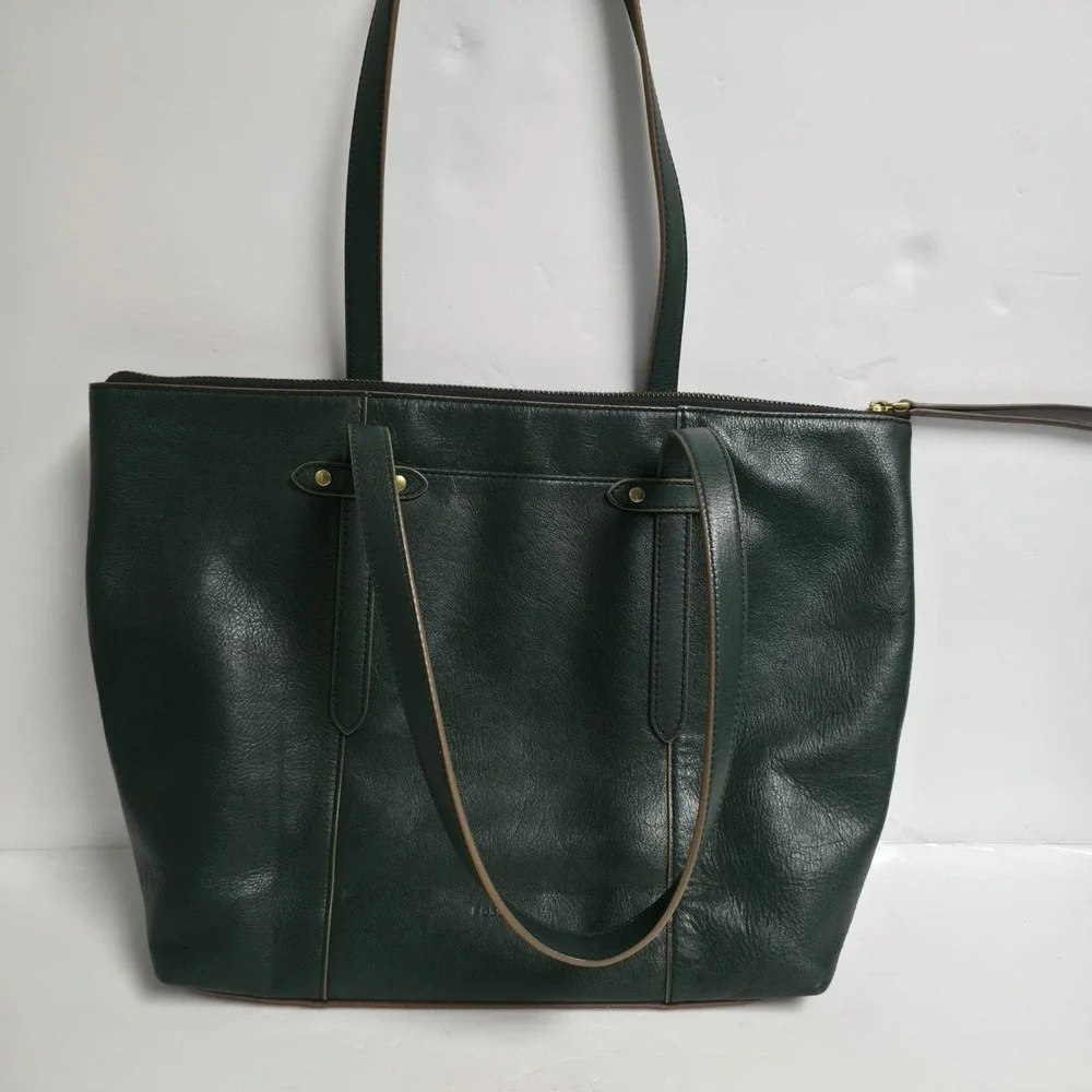 Fossil Felicity Dark Green Leather Tote Shoulder Bag Purse Zip Top Brass Studs